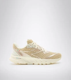 Diadora MYTHOS BLUSHIELD VOLO 2 GOLD W