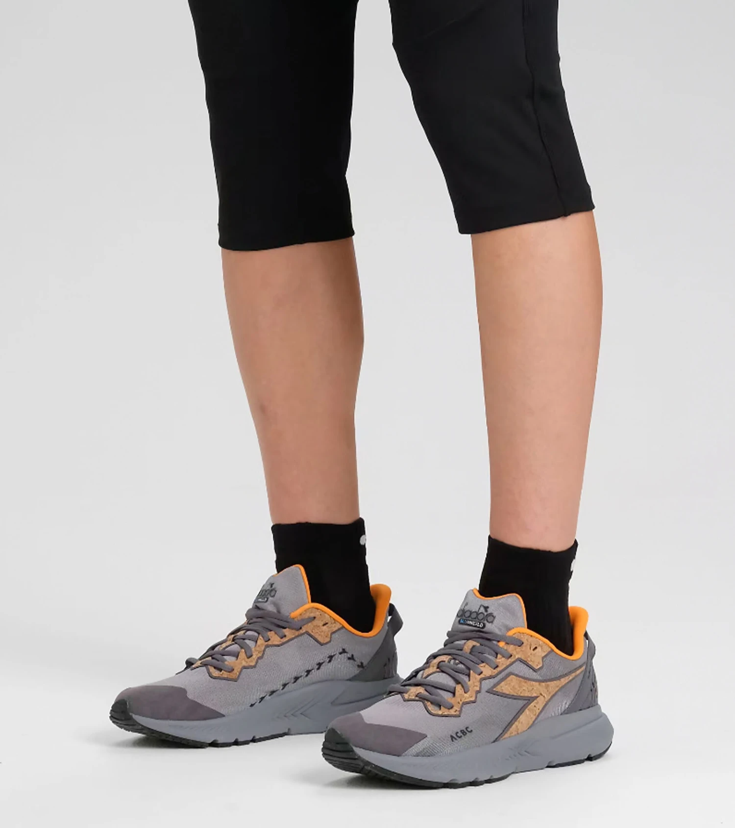 Diadora MYTHOS BLUSHIELD VOLO 3 ACBC - Image 2